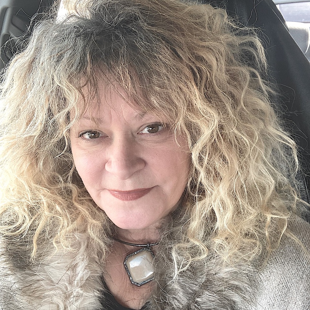 Meet your Posher, Heidi